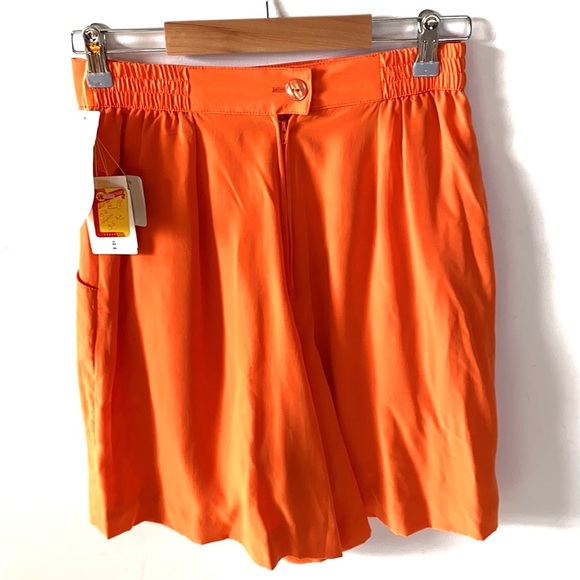 Vintage Howard Wolf Orange Shorts with pockets, Size 8, New with tag - Picture 8 of 8